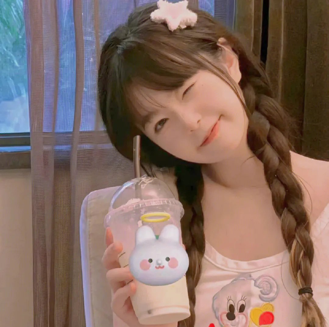 蜜桃女孩 海报